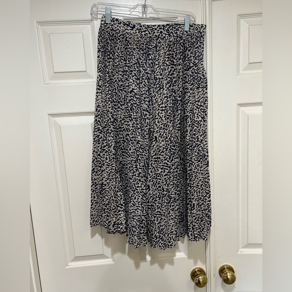 Sugar + Lips Pleated Animal Print MIDI Modest Work Business Casual Skirt Sz M